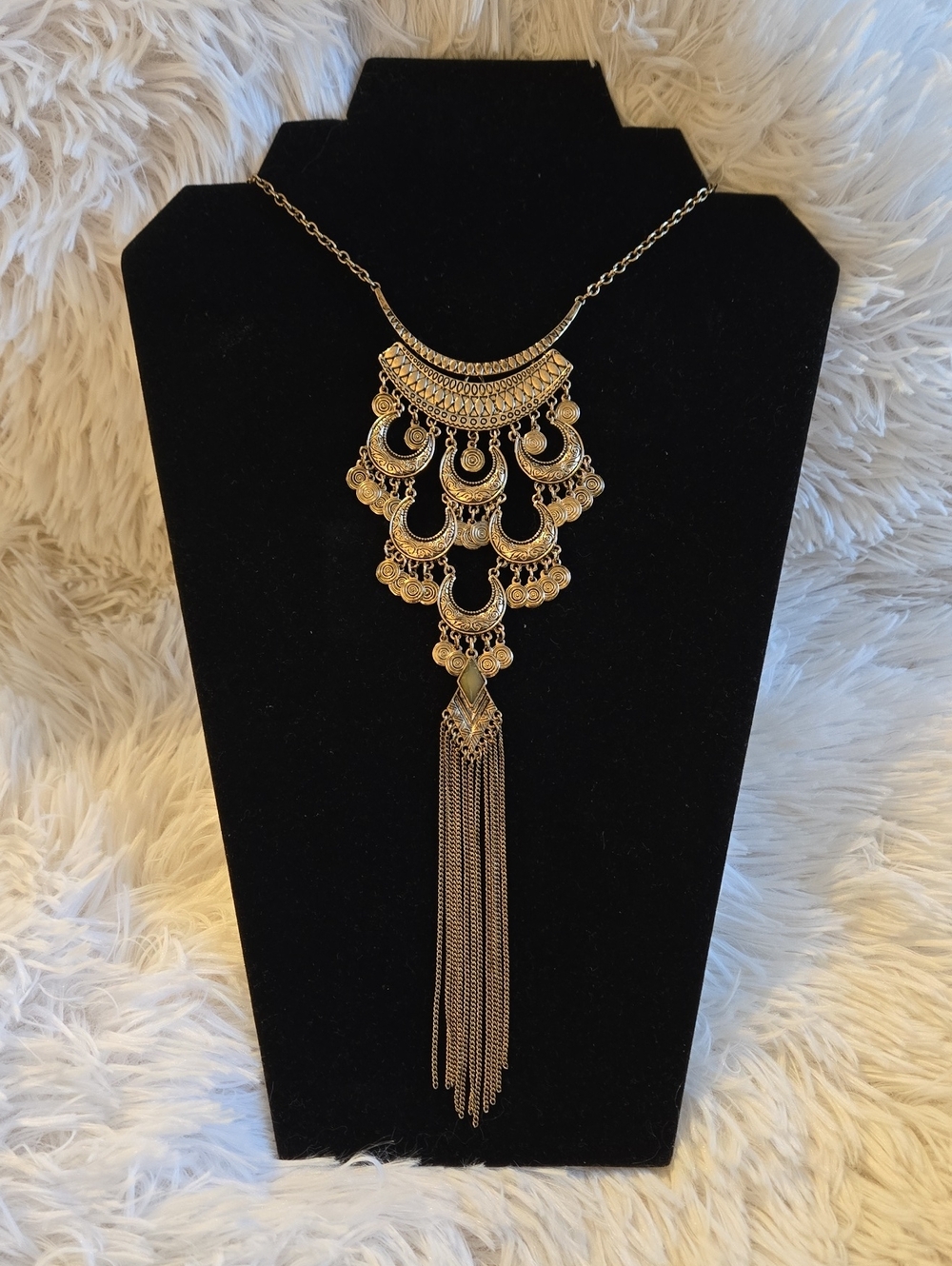Gold Statement Tassel Pendant Necklace - Women Jewelry